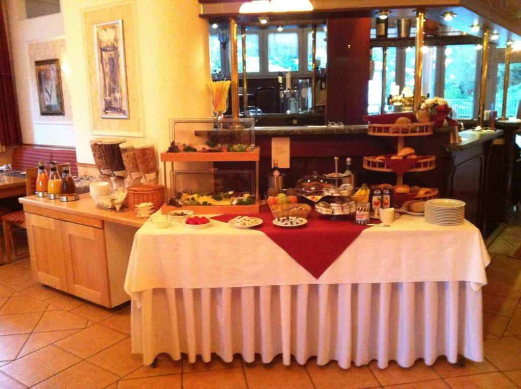 Hotel Abalone Ремшейд Экстерьер фото