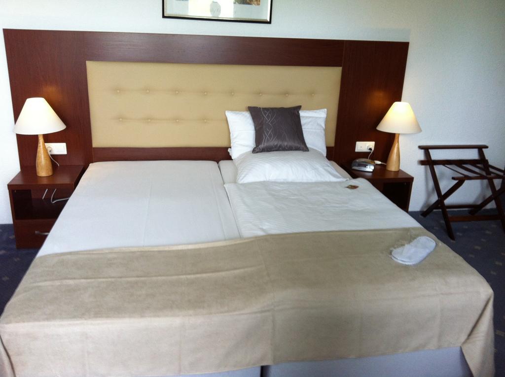 Hotel Abalone Ремшейд Номер фото